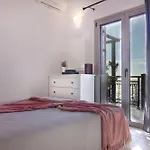 Mani 公寓 *