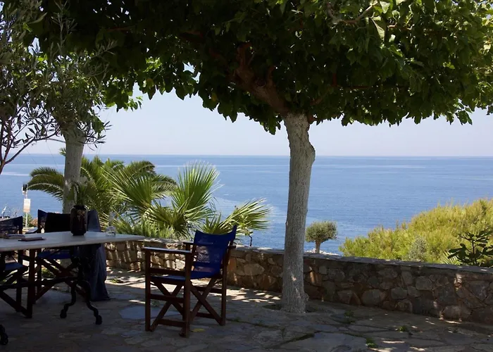 Mani * Άγιος Νικόλαος